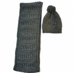 Beanie And Infinity Scarf Set Gray‎ With Silver Tinsels